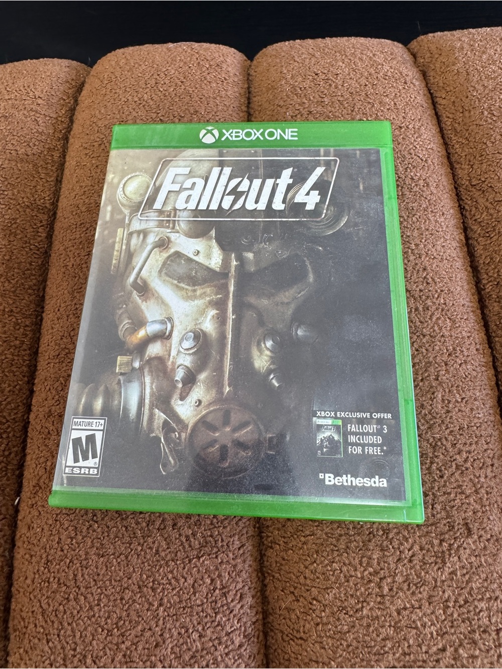 Fallout 4 for Xbox One - Picture 1 of 3